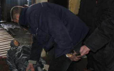 Житель Мордовии ударил гостя доской из-за прожженного сигаретой матраса