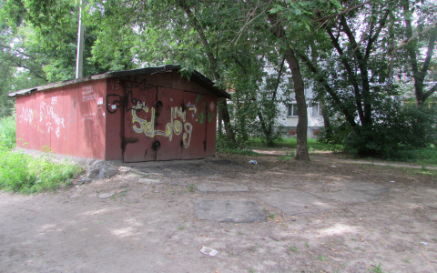 В Саранске продолжают демонтировать металлические гаражи