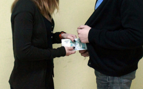 В Мордовии будут судить женщину, которая пыталась дать взятку начальнику исправительной колонии