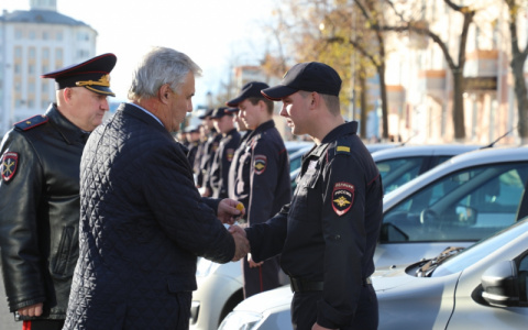 Полицейские Мордовии получили новые служебные автомобили