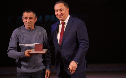 В Мордовии поздравили работников автомобильного и городского пассажирского транспорта