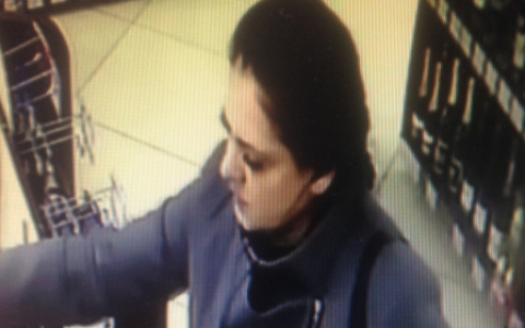 Неизвестная украла 29 тысяч рублей с банковской карты жителя Саранска