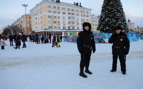 Полицейские Мордовии обеспечивают правопорядок во время праздников