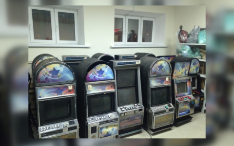 Три жителя Саранска организовали подпольное казино и заработали 35 миллионов рублей