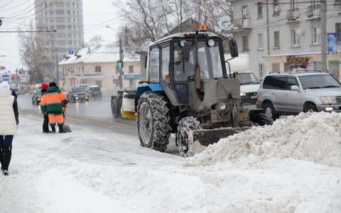 Мэр Саранска об уборке снега: «Поведение управляющих компаний безобразное! Они просто бездействуют!»