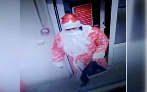 В Саранске разыскивают Деда Мороза, подозреваемого в разбойном нападении