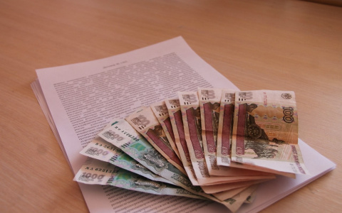 В Мордовии осудят сотрудника районной администрации за получение взяток