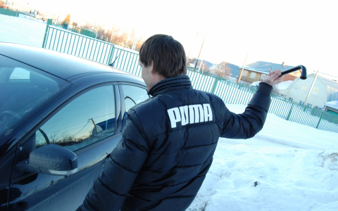 В подмосковном Королеве житель Саранска повредил чужой автомобиль