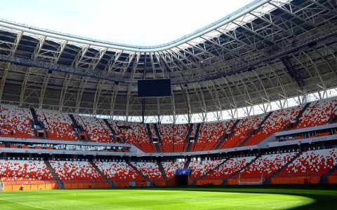 Строитель стадионов «Мордовия Арена» и «Самара Арена» обманул сотни рабочих и сбежал в Европу