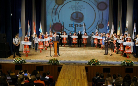 Глава Мордовии принял участие в открытии Интеллектуальной олимпиады ПФО