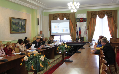 В Администрации Саранска обсудили меры, направленные на улучшение демографической ситуации