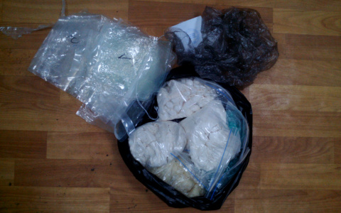 В Мордовии пресечена деятельность ОПГ: изъято более 10,5 килограммов наркотиков