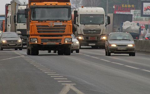 Из-за жары на трассах в Мордовии ограничат движение транспорта