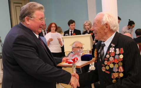 Глава Мордовии Владимир Волков провел праздничный прием в честь Великой Победы