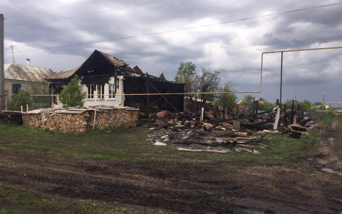 Жестокая расправа: житель Мордовии зарубил отца и пытался сжечь дом