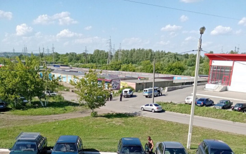 В Саранске неизвестный устроил стрельбу во дворе жилого дома