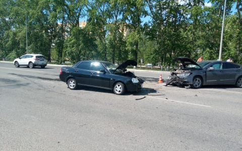 Тройное ДТП в Саранске: пострадали два человека