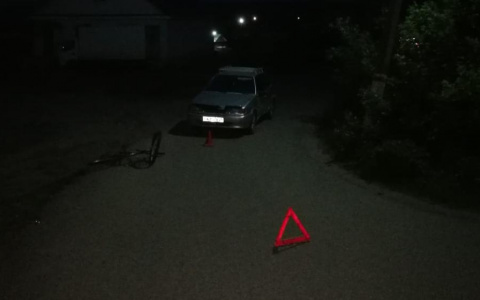 В Мордовии юный велосипедист врезался в «ВАЗ» и попал в больницу