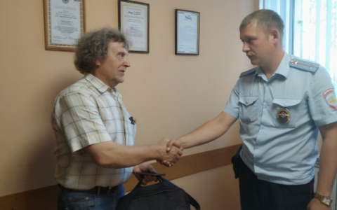 В Саранске участковый помог пенсионеру-дворнику, у которого украли вещи и паспорт