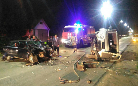 В Мордовии столкнулись ВАЗ и УАЗ, двое госпитализированы
