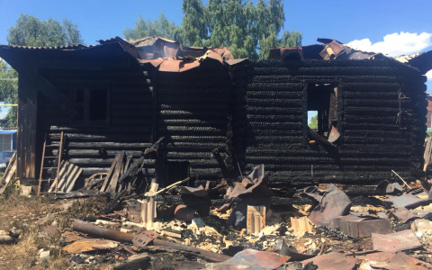 В одном из сел Мордовии произошел крупный пожар (фото)