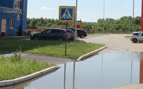 Активисты просят устранить причины подтопления въездов в новый микрорайон Саранска