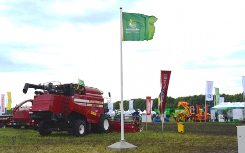 Россельхозбанк поддержал проведение 8-го открытого чемпионата России по пахоте в Мордовии
