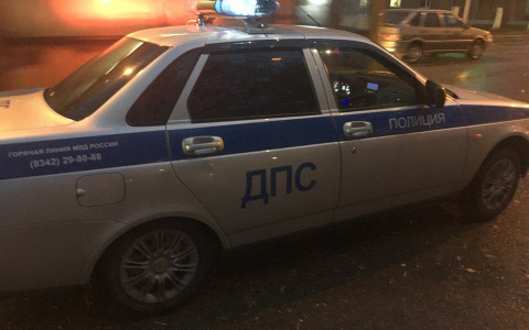 В Саранске молодой водитель, испугавшись сотрудников ДПС, бросил авто на перекрестке и сбежал