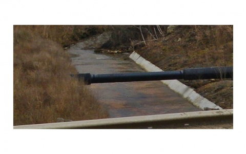 Горожане продолжают отравлять Саранку и Блохинский ручей канализационными стоками