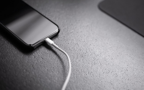 В Мордовии школьница погибла из-за удара током от мобильного телефона: возбуждено уголовное дело