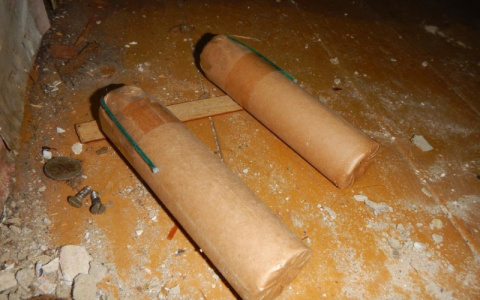 Во время ремонта в квартире житель Саранска нашел самодельные взрывные устройства