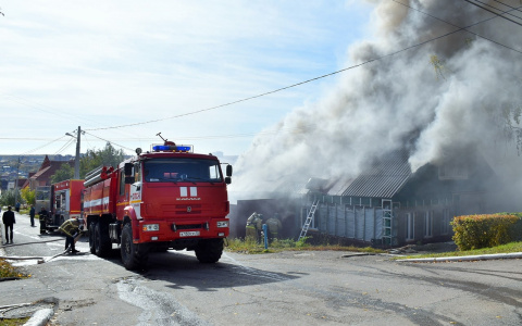 В Саранске горел жилой дом (фото)