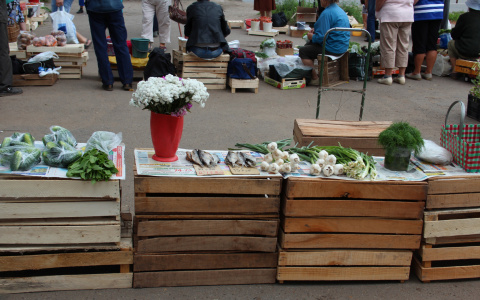 В Саранске будут бороться со стихийными рынками