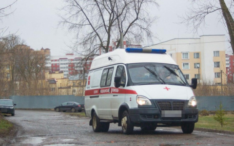 В Мордовии парень пытался свести счеты с жизнью прямо возле общежития