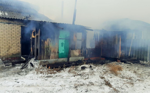 Пожилая жительница Мордовии госпитализирована с ожогами после пожара в жилом доме