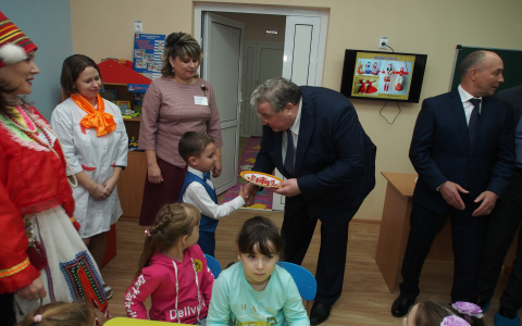 Глава Мордовии: «Мы стремимся к тому, чтобы создавать равные условия для детей»