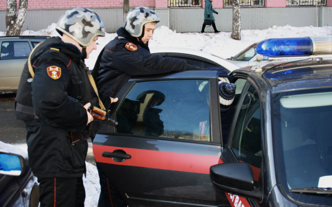 В Саранске росгвардейцам пришлось разнимать уличную драку