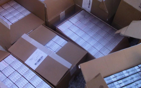 У двух братьев из Мордовии полицейские нашли более 25 тысяч пачек контрафактных сигарет