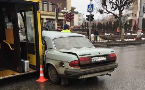 Стали известны подробности смертельного ДТП с участием автобуса и «Волги» в Саранске