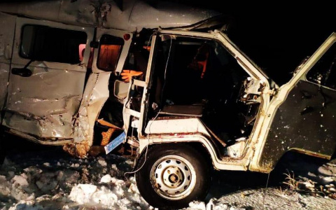 В Мордовии столкнули УАЗ и автобус, есть пострадавшие