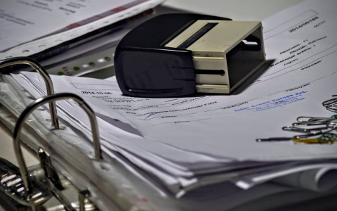 В Саранске завели дело на бухгалтера, которая премировала сама себя на 230 тысяч рублей