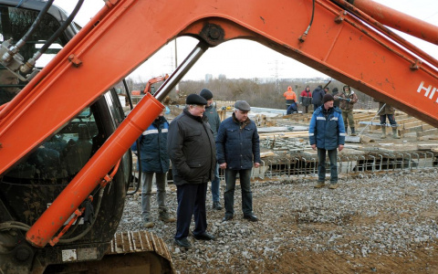 Глава Мордовии и Мэр Саранска проинспектировали ремонт мостов на Северо-Восточном шоссе