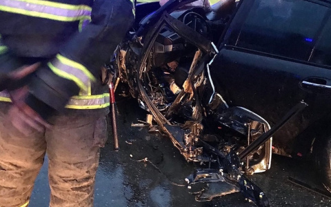 В Саранске BMW протаранила столб