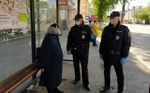 В Мордовии полицейские проводят беседы о необходимости использования масок и перчаток