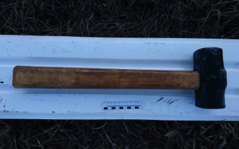 Житель Мордовии забил односельчанина кувалдой