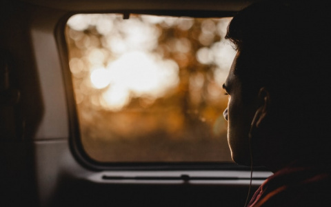 Стрельцов ждут приятные сюрпризы, а Овнам придется потрудиться: гороскоп на 11 июня для всех знаков