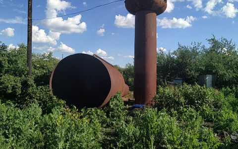 В Мордовии рухнула водонапорная башня: есть погибший