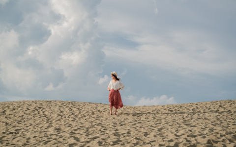 Неоднозначный день у Водолеев, а Овнам надо разобраться в ситуации: гороскоп на 10 июля для всех знаков