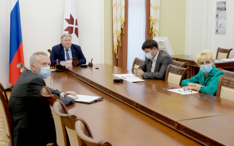 Жители Ичалковского района попросили Главу Мордовии решить вопрос с ремонтом дороги