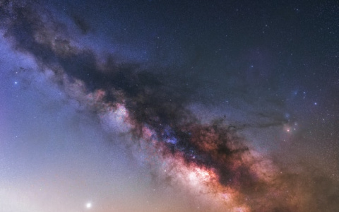 Интересный день у Весов, а Водолеям сопутствует удача: гороскоп на 26 июля для всех знаков